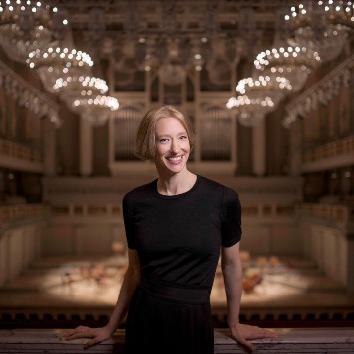 Orchester & Konzerte zum Jahreswechsel | Joana Mallwitz © Simon Pauly