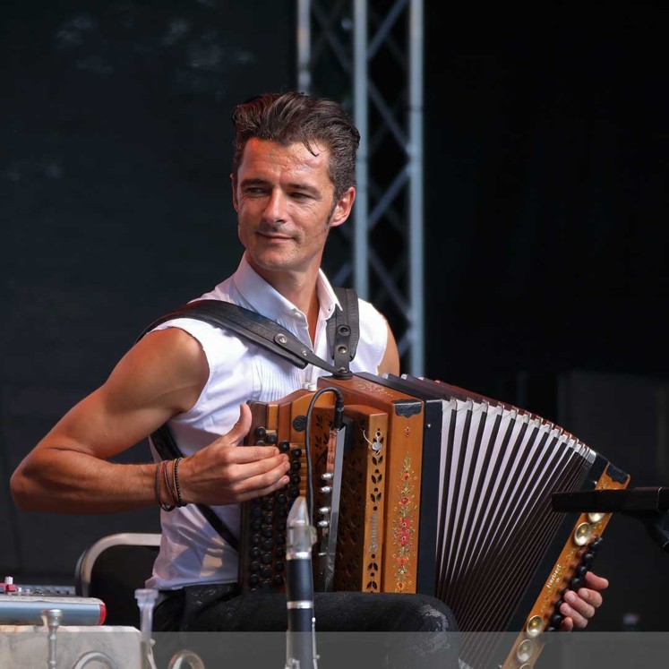 Herbert Pixner auf dem Rudolstadt-Festival 2019 © Schorle | CC BY-SA 4.0