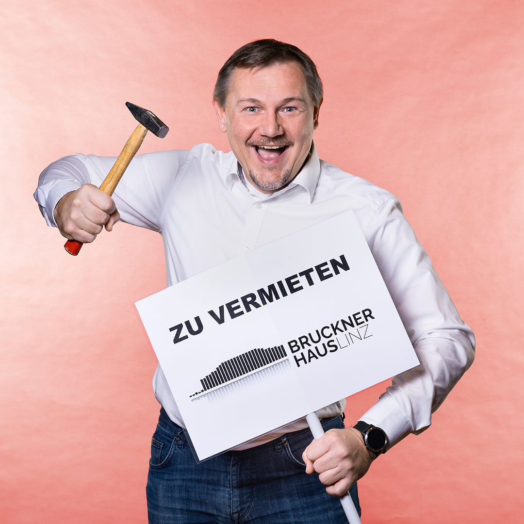 Harald Hechwartner, Management, Linz